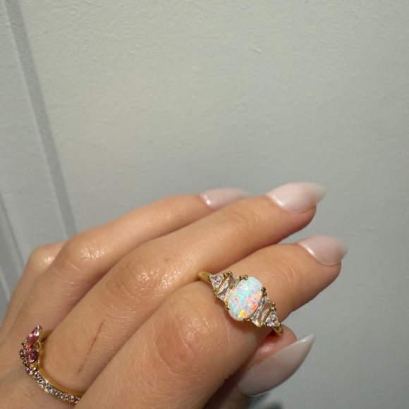 Opal ring - Picture 2 of 2
